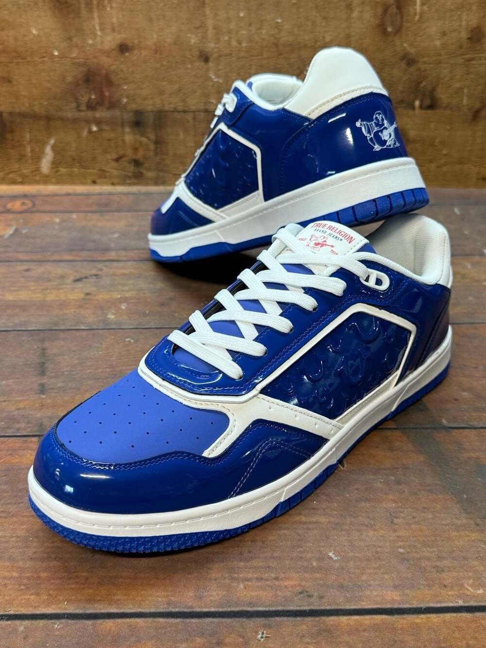 True Religion TR-Jones-S Size 10M Blue White Sneakers
